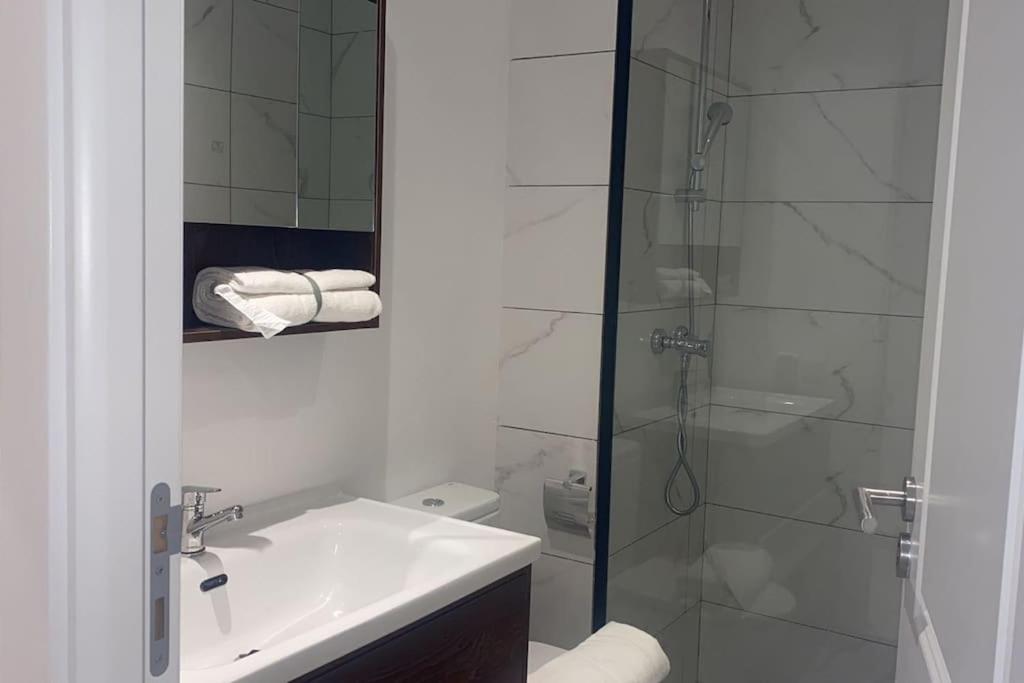 New Luxury Apartment 5 Min Casablanca Mohammed V Airport Esterno foto